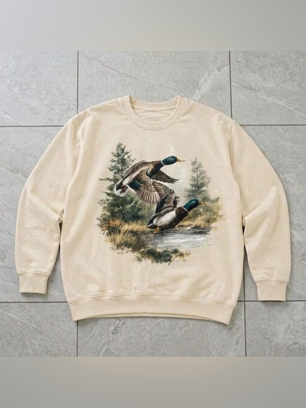 Vintage Cream Crewneck Sweatshirt with Mallard Duck Artwork